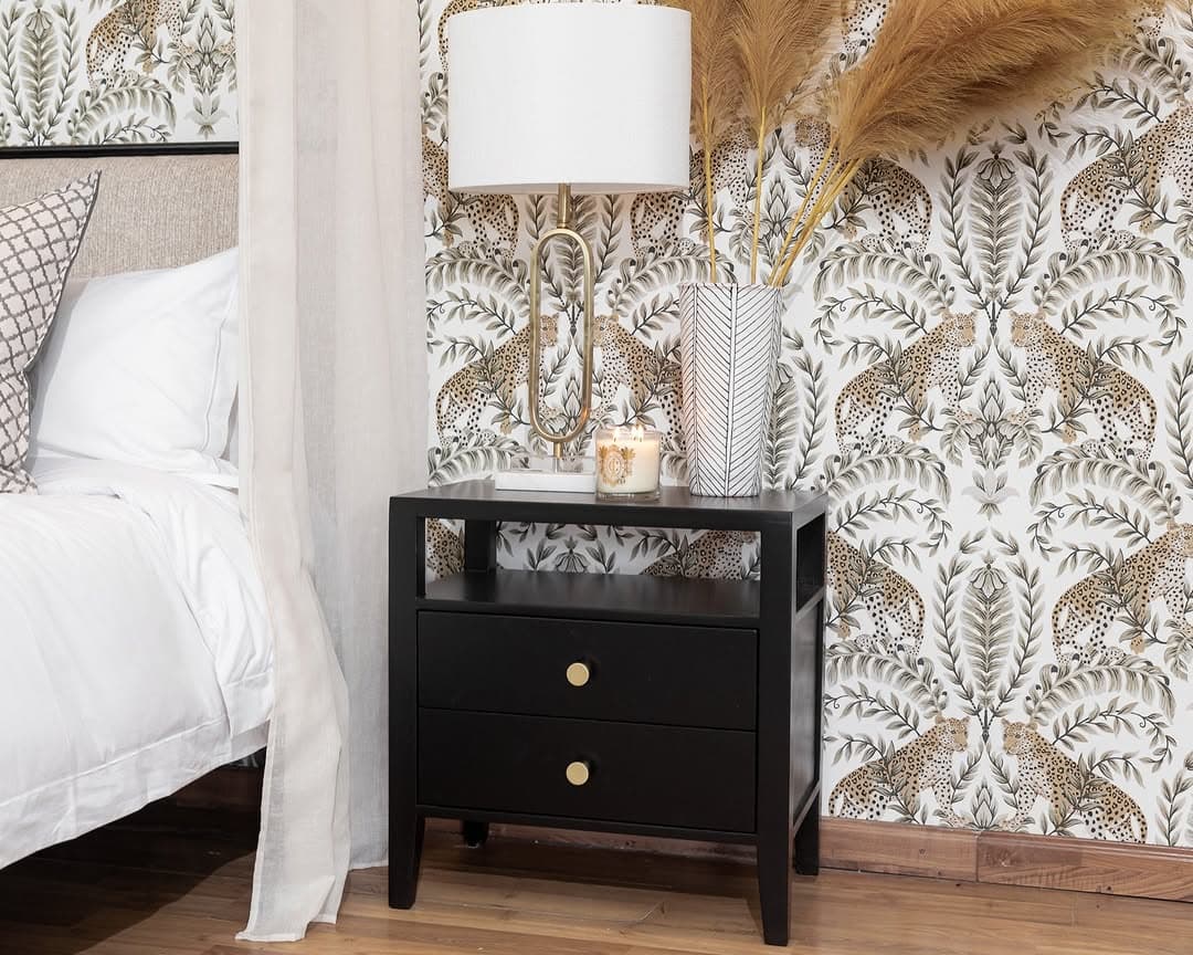 A four poster bed instantly elevates any hospitality space - and just as beautifully a refined residential…